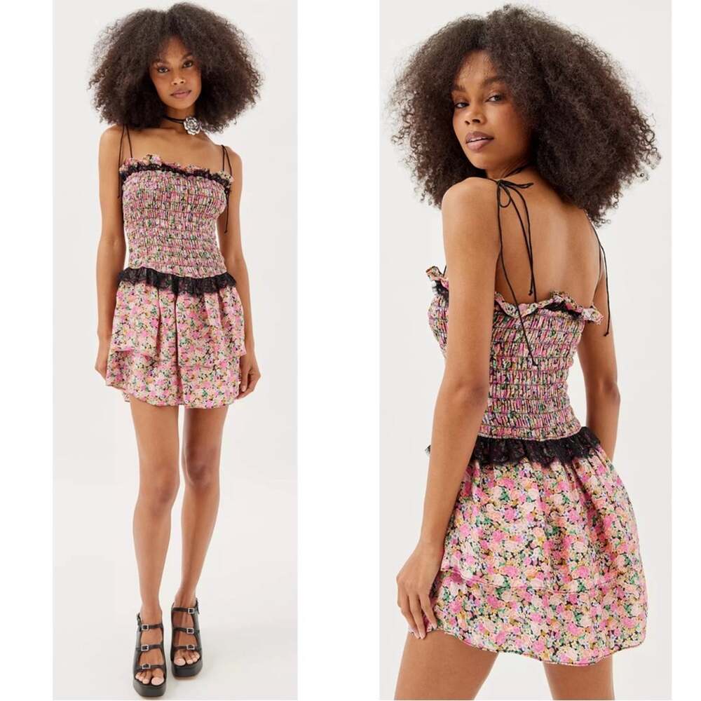 FOR LOVE & LEMONS Juanita Smocked Floral Lace Trim Mini Dress Size Small